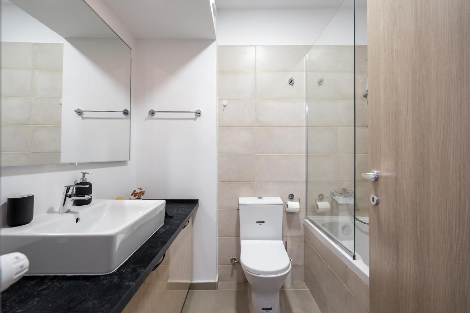 A Home Away - Politehnica Park Bukares Bagian luar foto