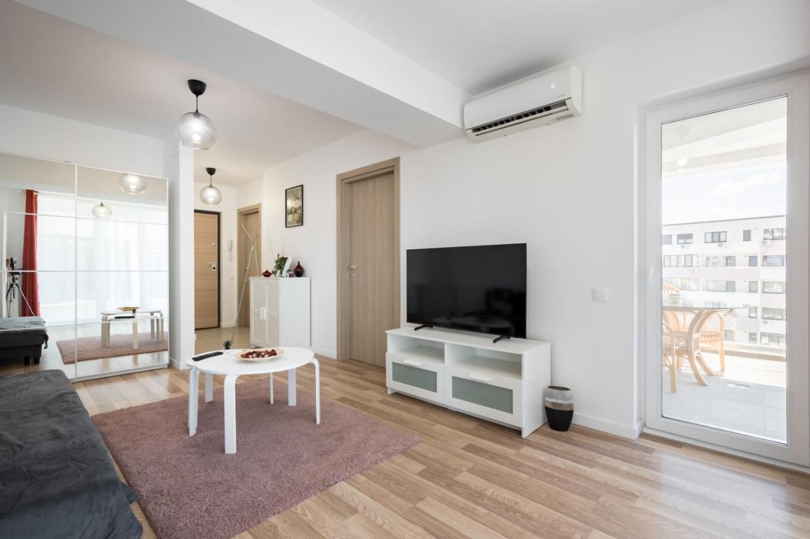 A Home Away - Politehnica Park Bukares Bagian luar foto